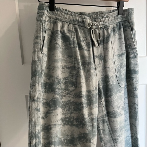 Athleta Farallon Jogger | S | Fog Camo Coast Gray - Picture 6 of 11